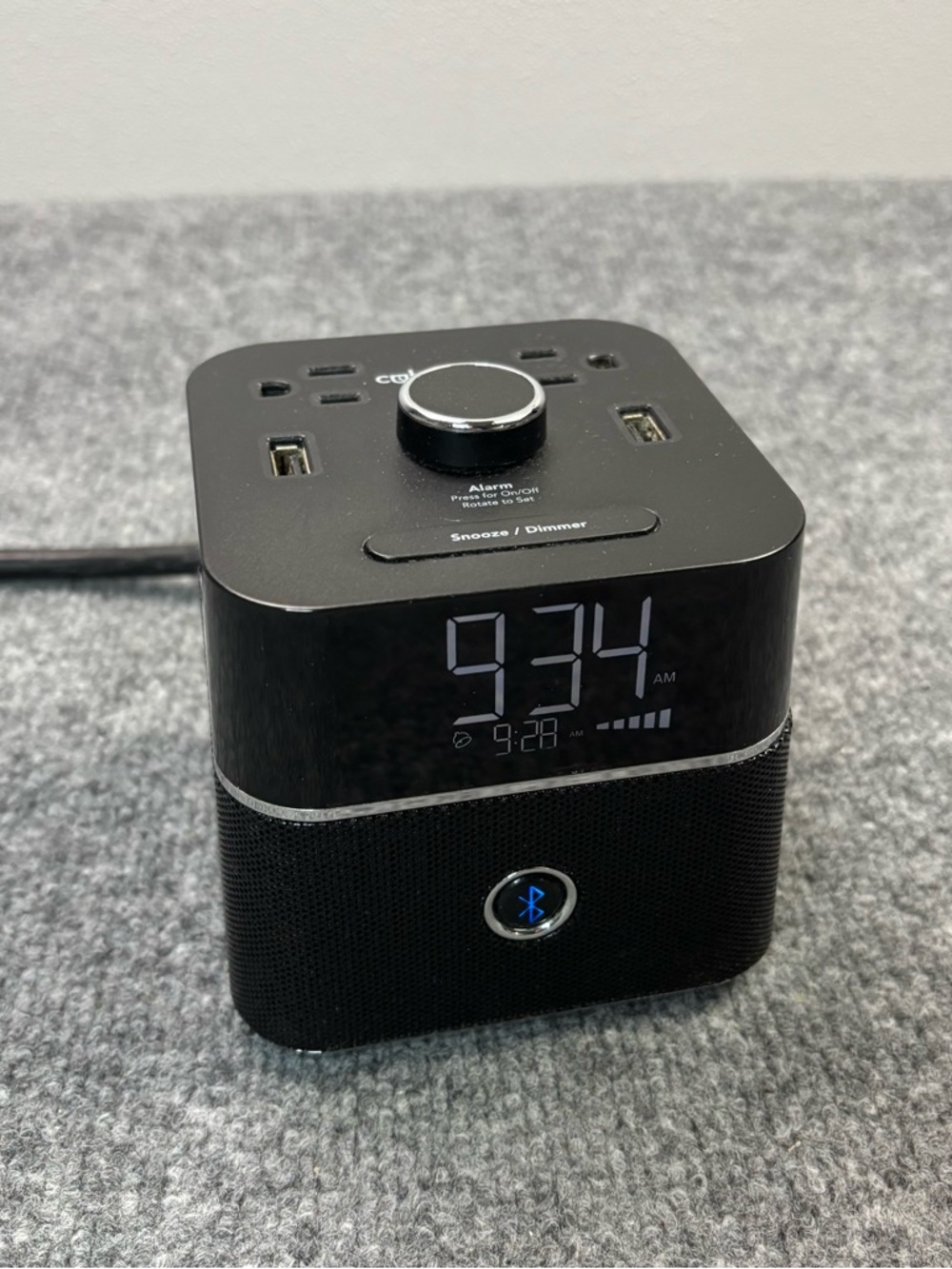 Brandstand CubieBlue Alarm Clock Bluetooth Speaker Charging Station 2 USB Hotel - Picture 3 of 16